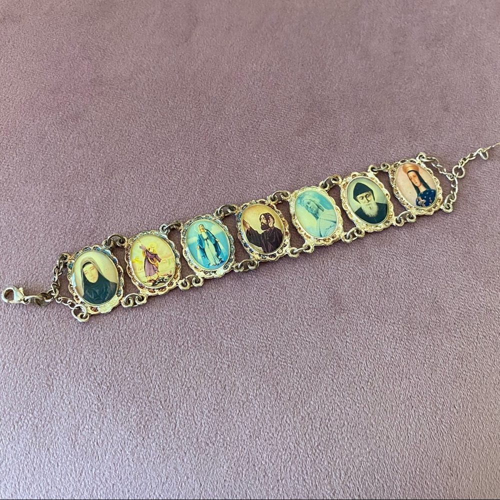 VINTAGE GOLD RELIGIOUS BRACELET